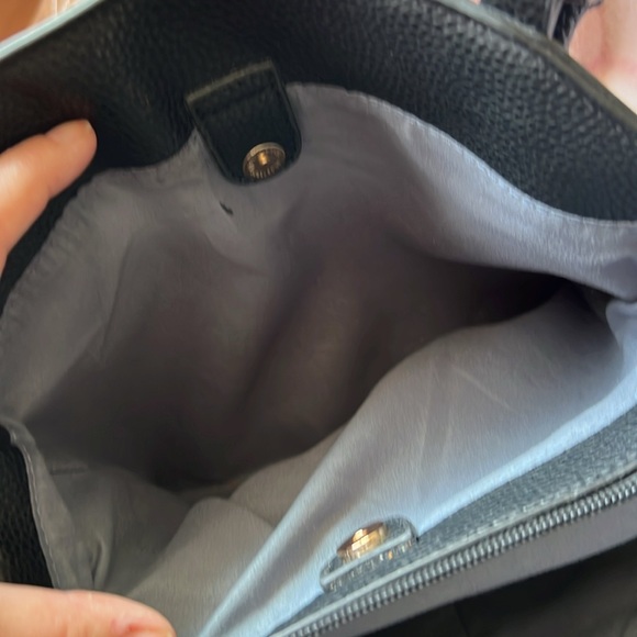 Seven days vegan black purse. Gold tone hardware. - Picture 6 of 8